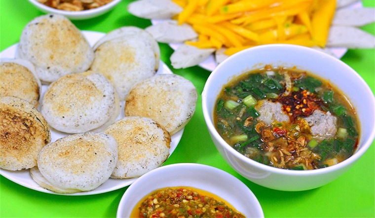 banh-can-da-lat-1